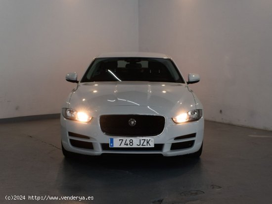 Jaguar XE Pure - Madrid