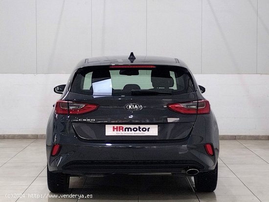 Kia Ceed 1.6 CRDi Mild Hybrid - Madrid