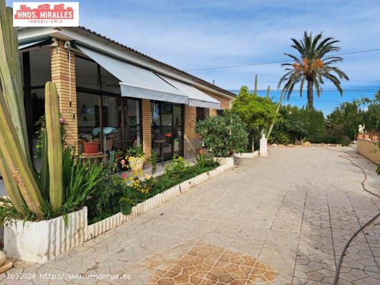 Chalet en zona El Altet Elche Alicante - ALICANTE