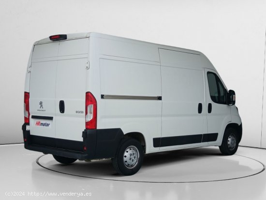 Peugeot Boxer 333 L2H2 BlueHDi 140 - Barcelona