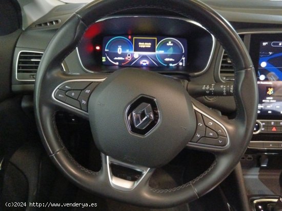 Renault Megane ETECH Hibrido ench. - Galdakao