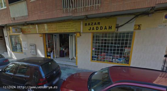  LOCAL COMERCIAL DE 406 M2 EN C/GERONA. ADAPTADO COMO COMERCIO. EN FUNCIONAMIENTO. - ALMERIA 