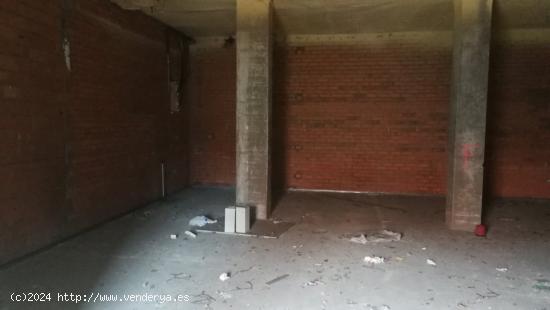 Local comercial en venta en zona Fuente Cisneros de Alcorcón - MADRID