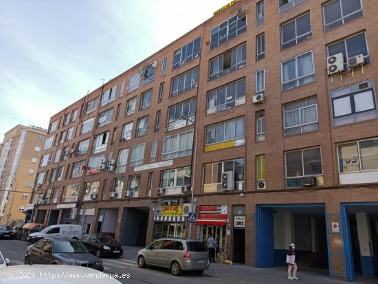 Local comercial en Madrid zona Villaverde Alto - MADRID