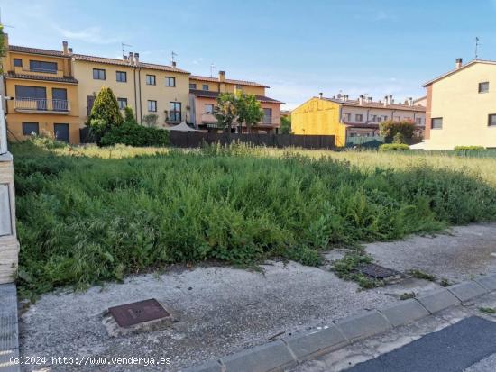 Sòl urbà en venda - Roda de Ter - BARCELONA