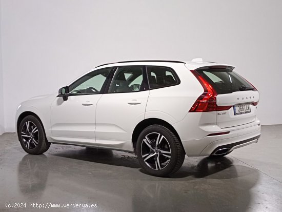 Volvo XC-60 R Design 2WD - Alcalá de Guadaira