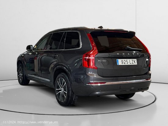 Volvo XC-90 Core Recharge Plug-In Hybrid AWD - Madrid