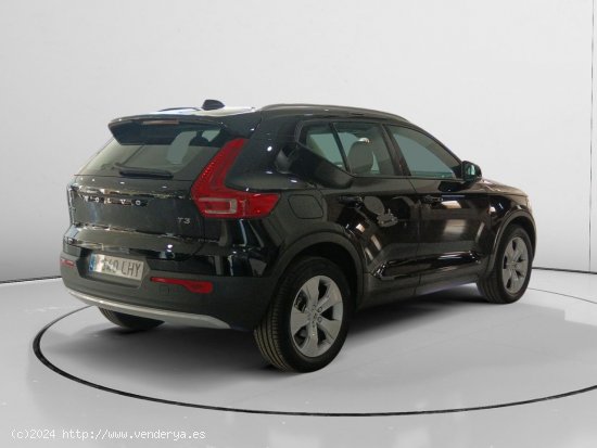 Volvo XC40 Business Plus 2WD - Barcelona