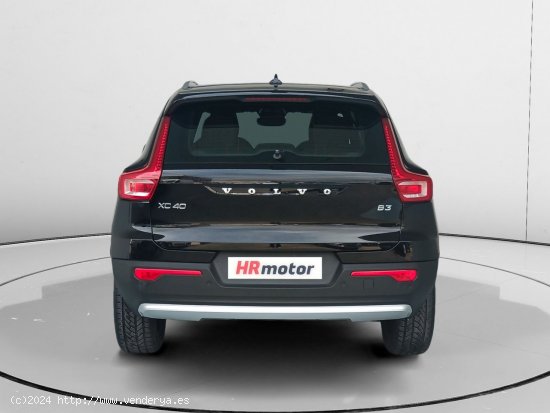 Volvo XC40 Core 2WD - Fontellas