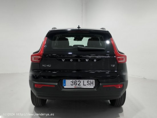 Volvo XC40 Momentum Core 2WD - Alcalá de Guadaira