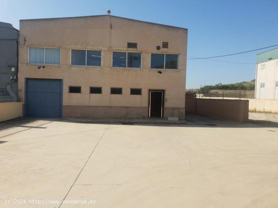 SENSACIONAL NAVE INDUSTRIAL EN POLIGONO CAMPO ALTO - ALICANTE