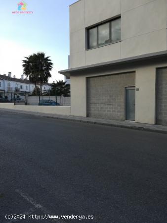 VENTA LOCAL COMERCIAL EDIFICIO SOTOVILA III GUADIARO - CADIZ