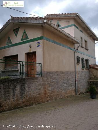 Se vende casa con terreno en LA PUEBLA DE ARGANZON (BURGOS). SAR VIVIENDA VITORIA. - BURGOS