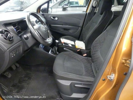 Renault Captur 0.9 TCE LIMITED (EU6C) - LEGANES