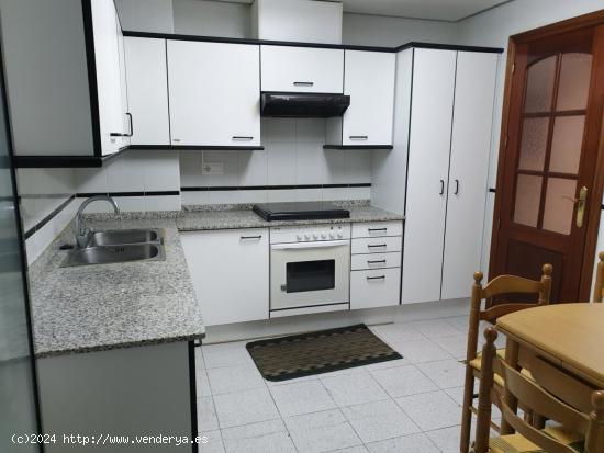 SE VENDE PISO - ALICANTE