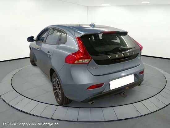 Volvo V40 D2 BLACK EDITION 5D - ALCORCON