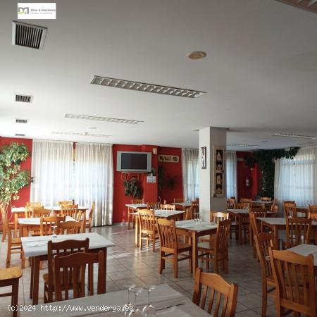 HOSTAL -  RESTAURANTE Y VIVIENDA PROXIMA A LA ROBLA - LEON