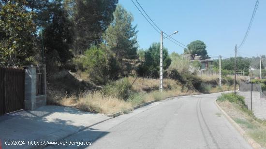 TERRENO EDIFICABLE EN NAVARCLES - BARCELONA