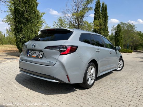 Toyota Corolla Touring Sports Business Plus e-CVT 125H 1.8 122cv. *IVA deducible* *2020* *Nacional* 