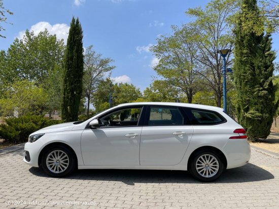 Peugeot 308 SW Business Line 1.5 HDi 100cv 6 vel. *IVA deducible* *2019* *Nacional* *141€/mes* - M