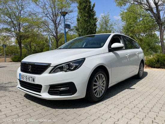 Peugeot 308 SW Business Line 1.5 HDi 100cv 6 vel. *IVA deducible* *2019* *Nacional* *141€/mes* - M