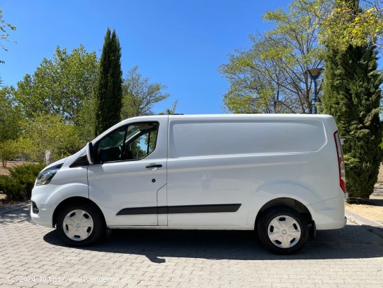 Ford Transit Custom Van 280 L1 Trend Auto 2.0 TDCI 130cv 6 vel. *IVA deducible* *Automático* *Nacio