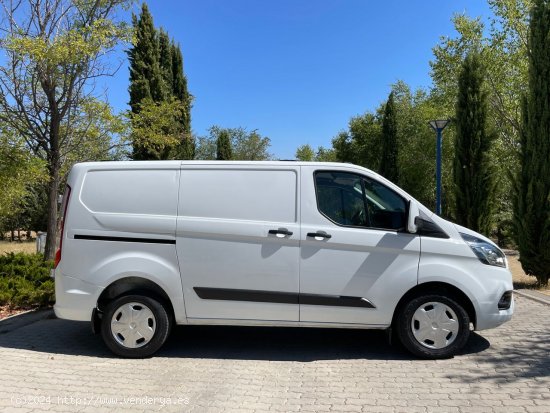 Ford Transit Custom Van 280 L1 Trend Auto 2.0 TDCI 130cv 6 vel. *IVA deducible* *Automático* *Nacio