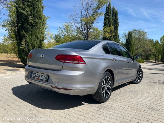 Volkswagen Passat Advance 1.5 TSI 150cv 6 vel. *IVA deducible* *169.000 km* *Año 2019* *Nacional* -