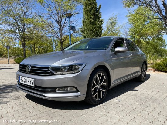 Volkswagen Passat Advance 1.5 TSI 150cv 6 vel. *IVA deducible* *169.000 km* *Año 2019* *Nacional* -