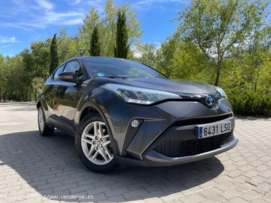 Toyota C-HR Active 125H 1.8 122cv. *IVA deducible* *Modelo nuevo* *144.000 km* *Año 2021* *Nacional