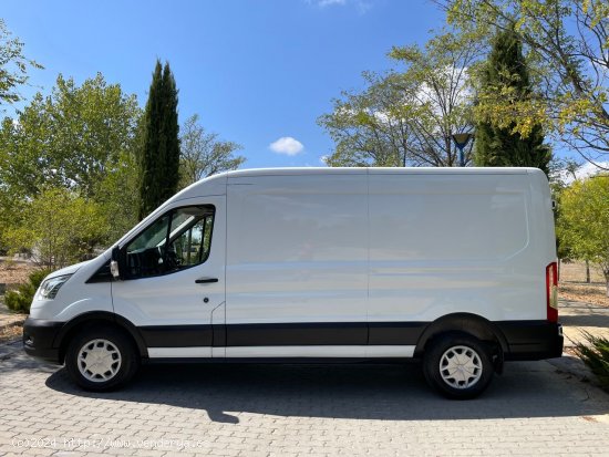 Ford Transit Van 350 L3H2 Trend FWD 2.0 TDCi MHEV 130cv 6 vel. *IVA deducible* *Pegatina ECO* *Nacio