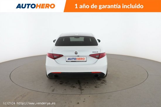 Alfa Romeo Giulia 2.2 JTDM Sprint - 