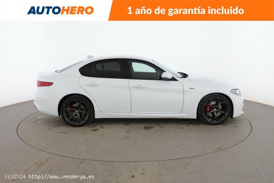 Alfa Romeo Giulia 2.2 JTDM Sprint - 