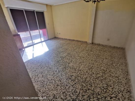  Se vende piso en zona franciscanos - ALBACETE 