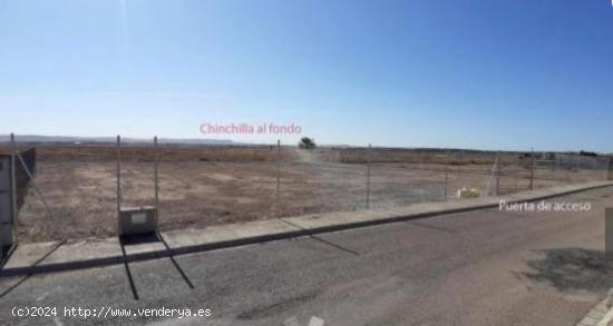 SE VENDE TERRENO AL LADO DE ALBACETE - ALBACETE