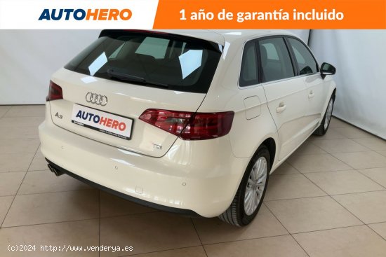 Audi A3 2.0 TDI Ambiente - 