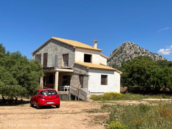 Finca Rústica en construcción al lado del Pueblo de LLucmajor con magníficas vistas - BALEARES