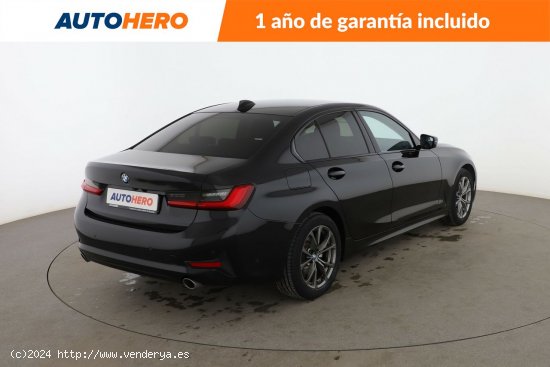 BMW Serie 3 318d Sport Line - 