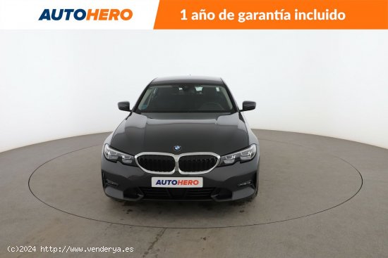 BMW Serie 3 320d Sport Line - 