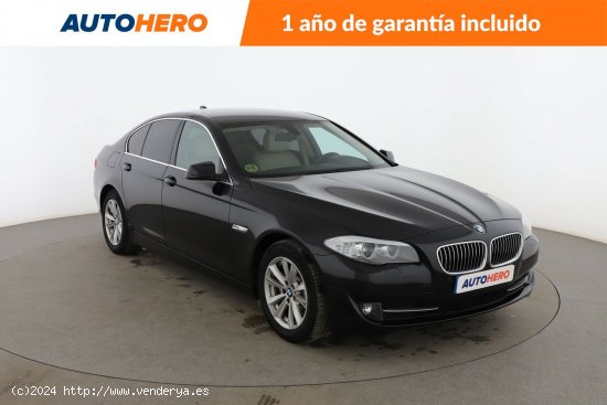 BMW Serie 5 520d - 