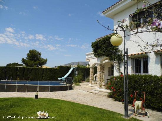 Chalet con 1000m de parcela en Serramar - TARRAGONA