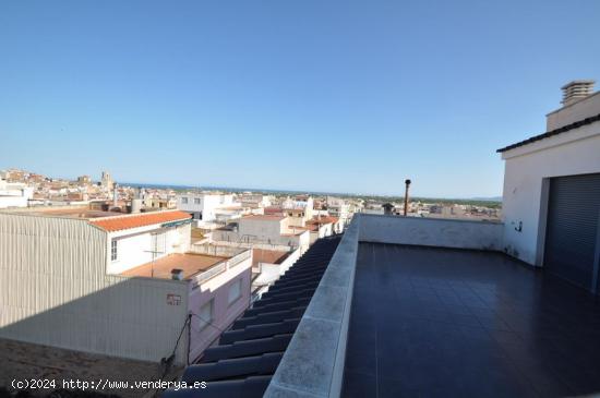 Precioso Atico Duplex de 4 Dormitorios con 3 Terrazas y Vistas panorámicas - TARRAGONA