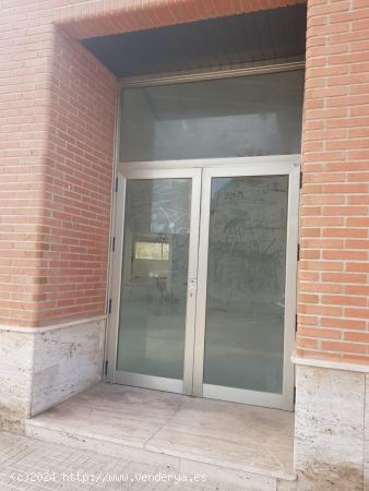 ALQUILER DE LOCAL COMERCIAL - TARRAGONA