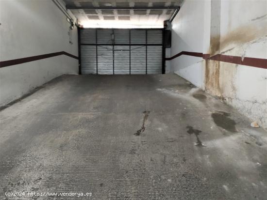 Parking en venta en Rocafonda centro - BARCELONA