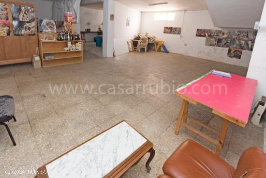 Se Vende en Onil - ALICANTE