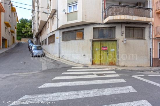 Se Vende en Onil - ALICANTE