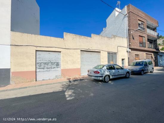  NAVE INDUSTRIAL / LOCAL COMERCIAL SITUADA EN CALLE LAS NIEVES EN ONIL. - ALICANTE 