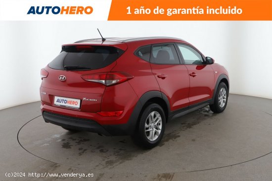 Hyundai Tucson 1.6 Essence BlueDrive 2WD - 