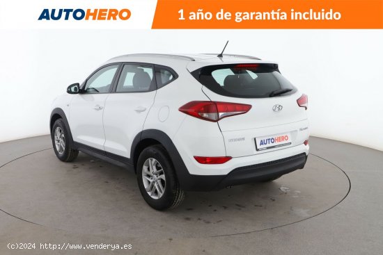 Hyundai Tucson 1.6 GDi BlueDrive Essence 4x2 - 