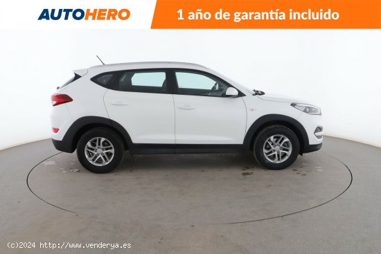 Hyundai Tucson 1.6 GDi BlueDrive Essence 4x2 - 